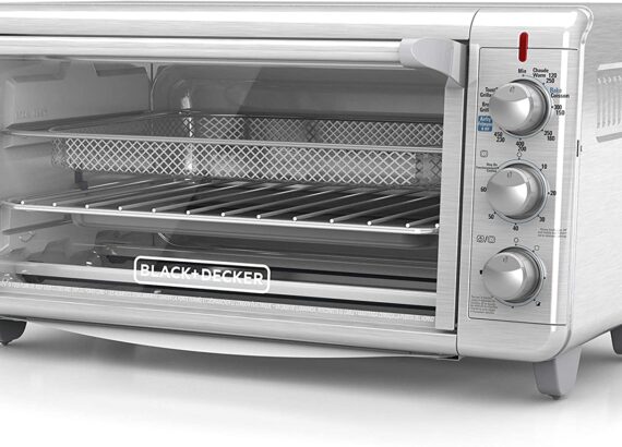 Black+Decker TO3265XSSD Extra Wide Crisp ‘N Bake Air Fry Toaster Oven